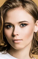 Анна Кошмал